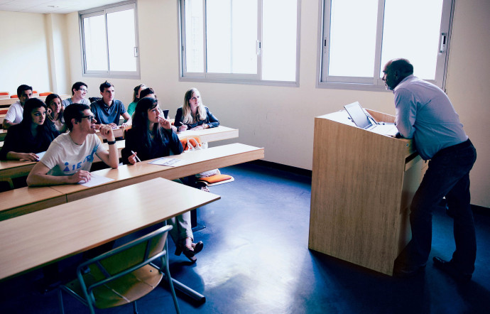 A Kedge BS Marseille, la vie et le travail des étudiants s’articulent autour des valeurs de l’école résumées en une devise de trois mots : « create », « share » et « care ». La diversité, l’éthique, l’hybridation, la mixité ou encore l’égalité homme-femme en font également partie.