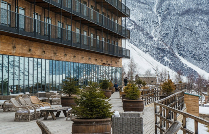 Rooms Hotel Kazbegi, chambres avec vue sur le Caucase