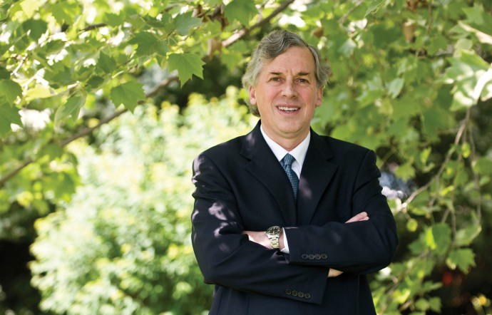 José Miguel Sánchez, Doyen de la faculté des sciences économiques et administratives de l’Université pontificale catholique