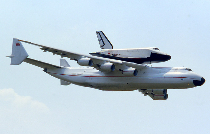 Antonov An-225, l'avion le plus gros au monde.