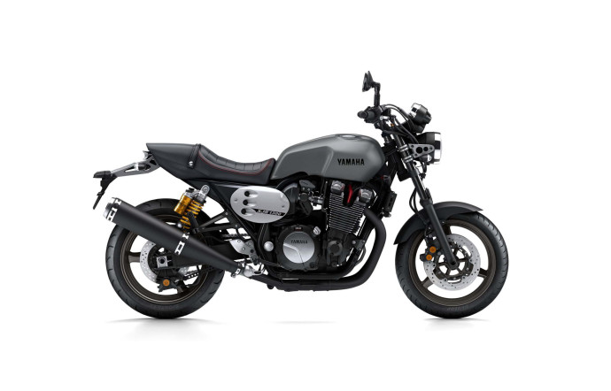 Yamaha XJR 1300.