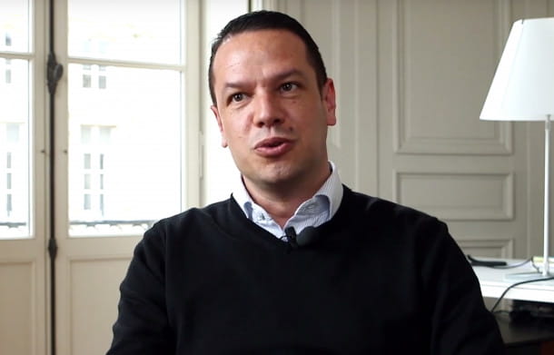 Julien Parrou, PDG de concoursmania, est aussi à l’origine avec d’autres chefs d’entreprises de la région de Bordeaux Entrepreneurs, une « association de start-ups créée il y a 3 ans qui a pour projet de fédérer les dirigeants qui souhaitent se développer partout dans le monde ». Un projet ambitieux basée sur les rencontres informelles avec des débats autour de différents thèmes comme « vivre avec un fonds d’investissement à mon capital » ou « comment démultiplier mon audience sans aucun budget ». Des masters class qui où il n’y a « ni experts, ni banquiers », seulement des expériences et du vécu.