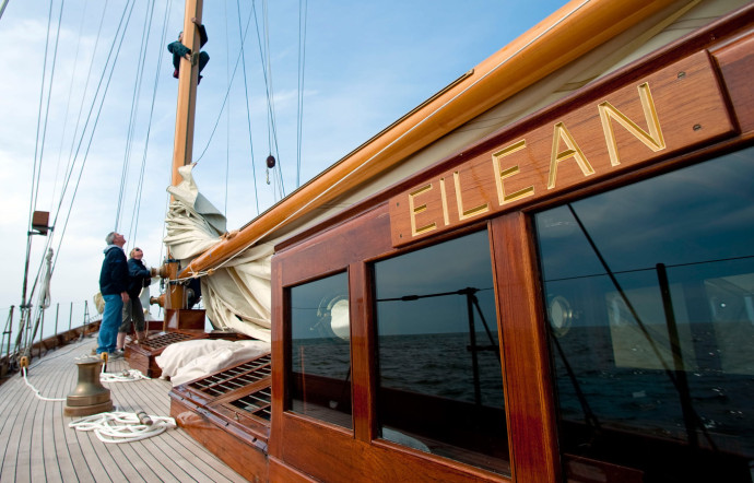 L’Eilean, un ketch bermudien de 22 m construit en 1936, a été magnifiquement restauré par Officine Panerai.