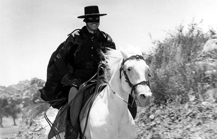 Hola Zorro, le père des superhéos