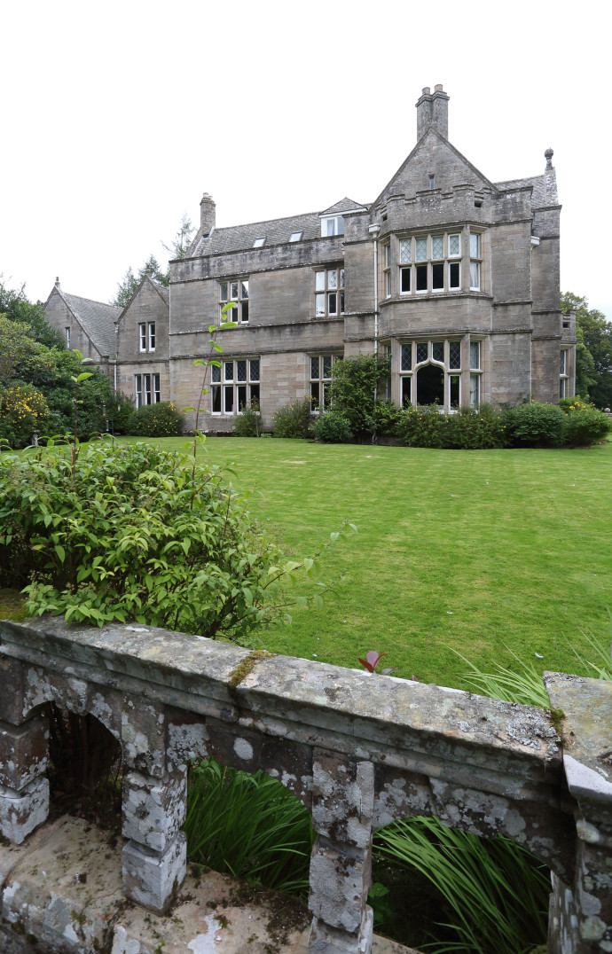 Le temps semble s’être arrêté au Kildrummy Park Castle Hotel. Dans une ambiance à la Agatha Christie, on s’attend à croiser la célèbre silhouette d’Hercule Poirot.