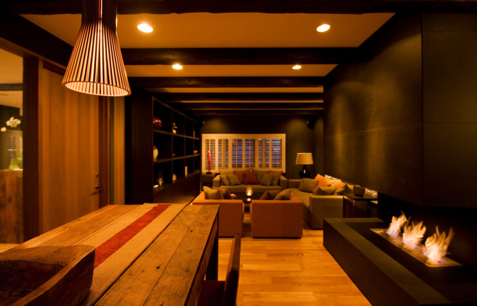 Ambiance cozy et design dans un refuge à la tranquillité toute nippone.