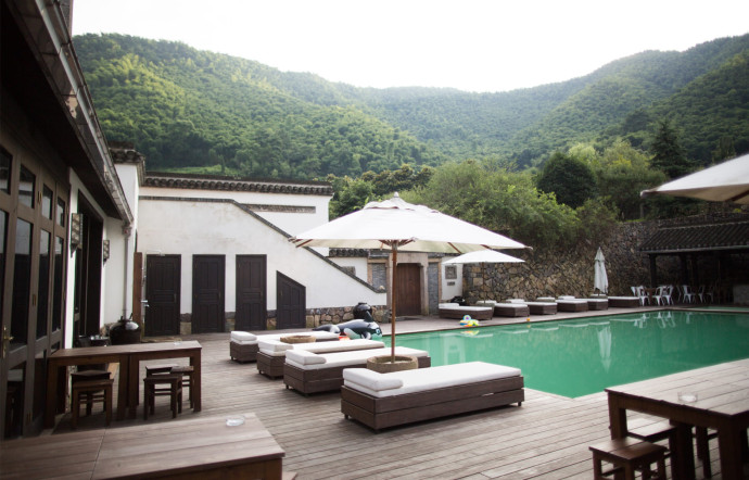 La piscine de l’hôtel.