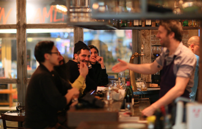 Le Grand Bain, bonne ambiance à partager dans cette adresse parisienne, au cœur de Belleville.
