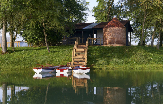 Le spa Cowshed vu de l’extérieur.