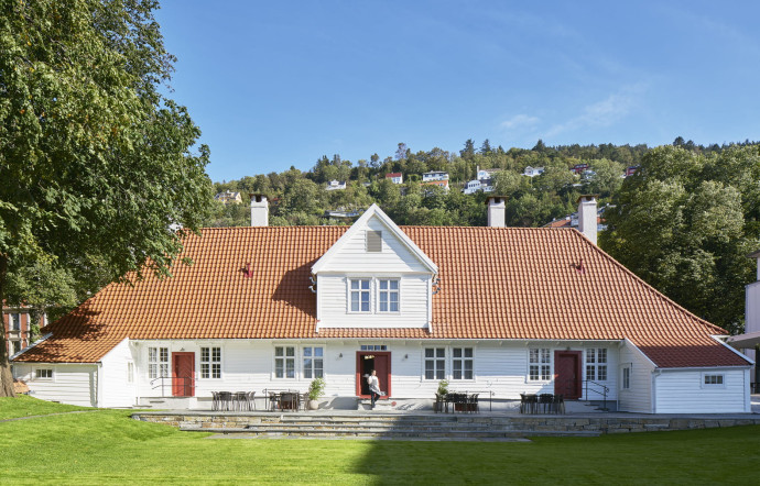 L’extérieur de la Villa Terminus, dernier hôtel du groupe de Bergenske.