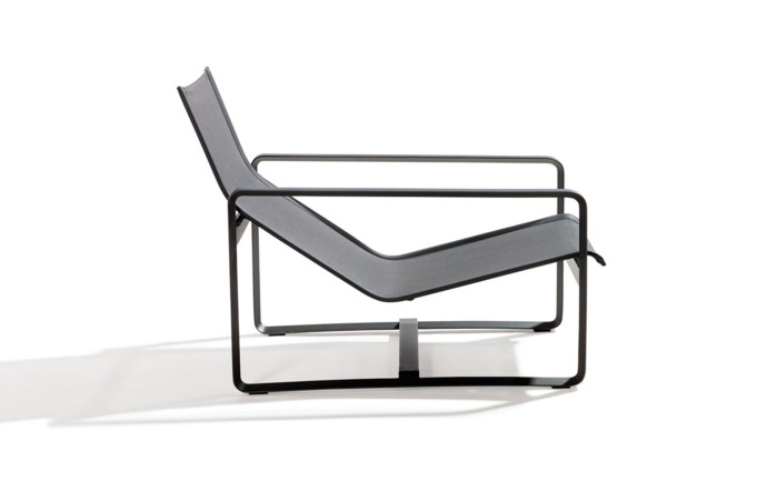Chaise « Easy Chair », de Vincent Van Duysen, Tribu.