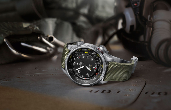 «Big Crown Propilot GIGN», édition limitée, mouvement automatique, boîtier en acier et bracelet en textile.
