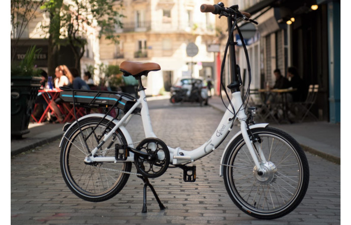 Modèle pliant Peps, à partir de 1399 €.