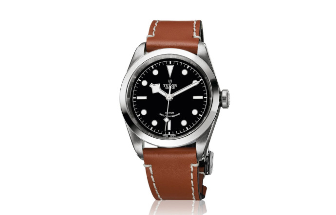 Tudor, 2470 €.