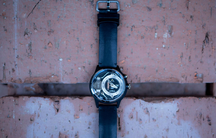 La Dresscode, The Electricianz, 375 €.