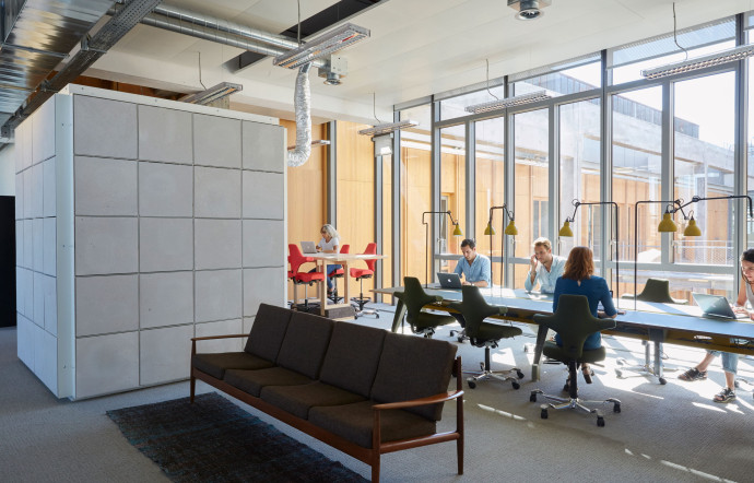 Les bureaux de BETC, installés dans les anciens Magasins Généraux de Pantin.