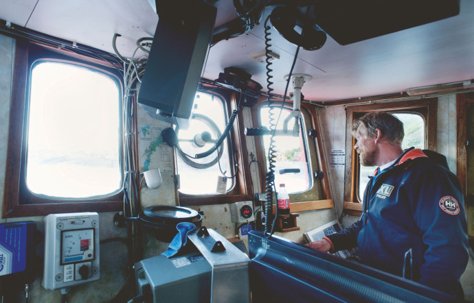 A bord de l’Iversen Jr, le bateau de Borge Iversen, pêcheur depuis quarante ans.