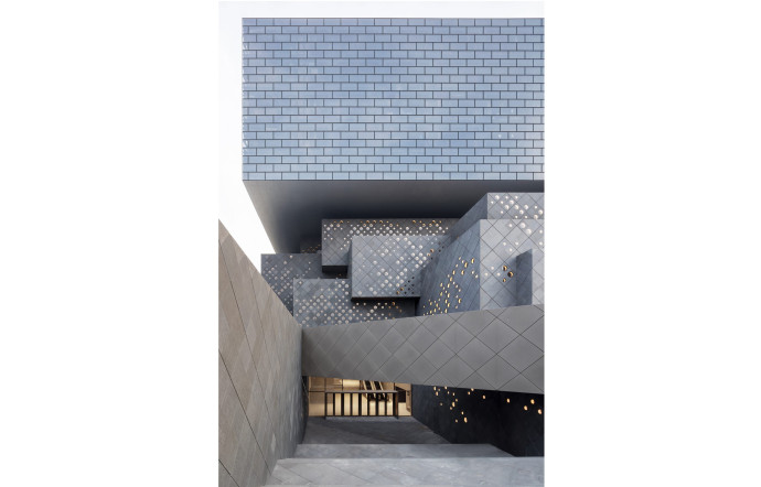 Le Guardian Art Center, Pékin, par Büro Ole Scheeren a été inauguré le 24 janvier 2018.