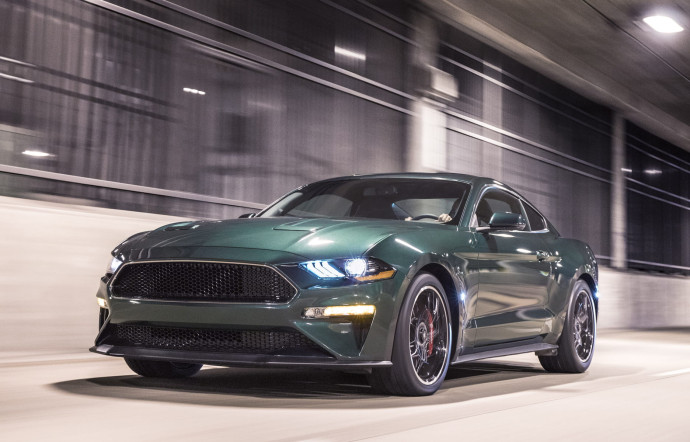 La Mustang Bullitt 2018 reprend la couleur « Dark Highland Green » de son aïeule.