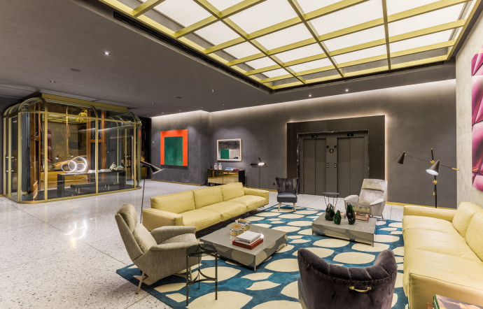 Un lobby à la décoration aux inspirations multiples, imaginé par Jaime Beriestain.