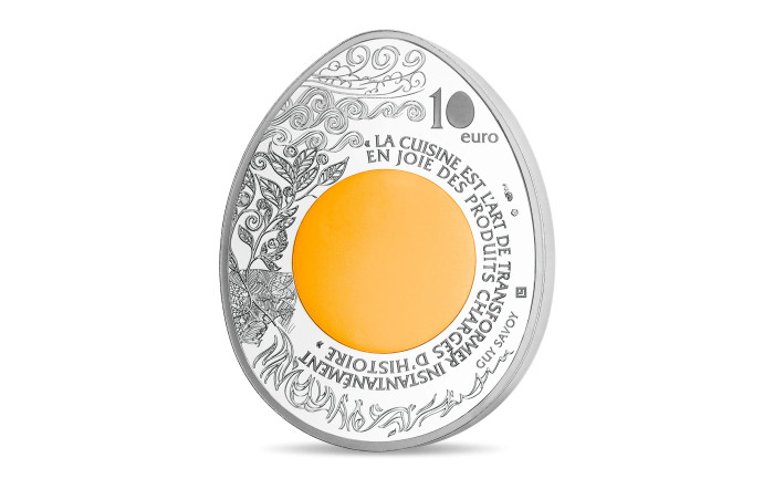 Monnaie en forme d’oeuf.