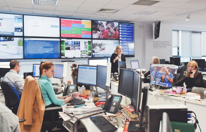 Le groupe independent News & Media, qui comprend l’ Irish Independent, le Sunday Independent, le Sunday World et l’Herald, emploie 195 journalistes.