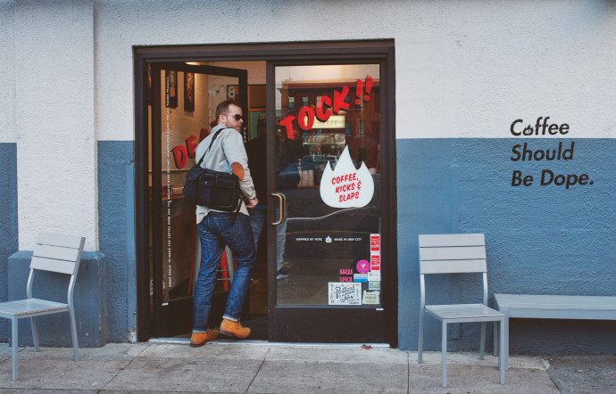 408 Northwest Couch Street, tél. +1 (971) 220-8727, www.deadstockcoffee.com.