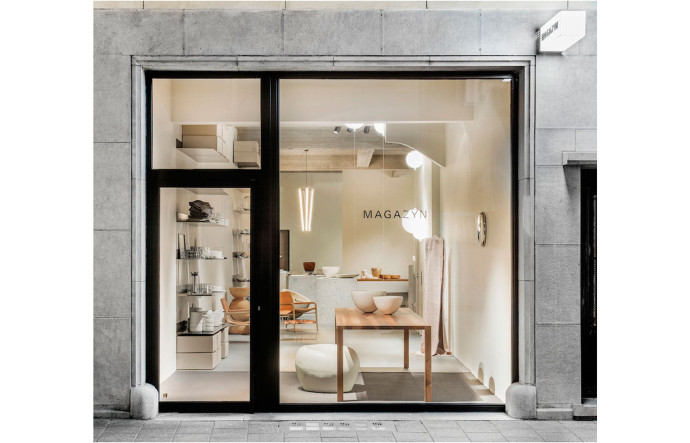 Steenhouwersvest 34A, tél. +32 (0)3 226 66 06, www.magazyn.be.