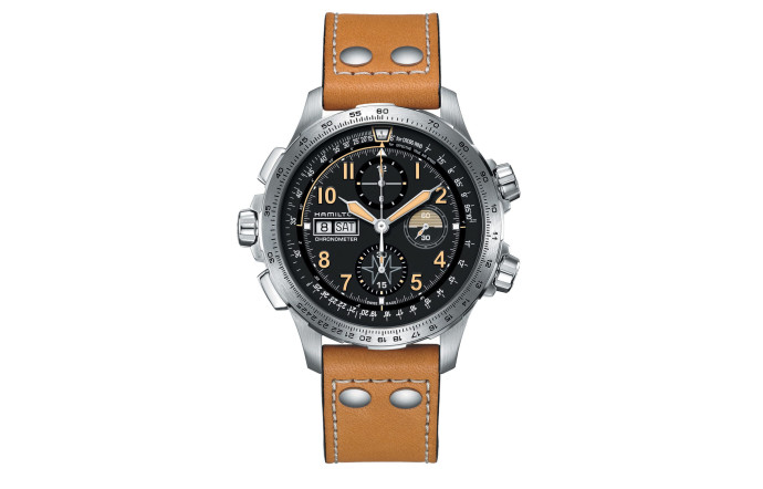 Khaki X-Wind Auto Chrono Limited Edition, boîtier de 45 mm en acier, lunette tournante avec calculateur de vents latéraux, mouvement chronographe à remontage automatique, fonctions jour et date, réserve de marche de 60 heures, deux bracelets au choix (en cuir ou en acier), 1 918 exemplaires, 2 250 €.