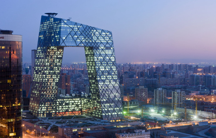 Le CCTV, dont le concours fut remporté par Rem Koolhaas en 2002.