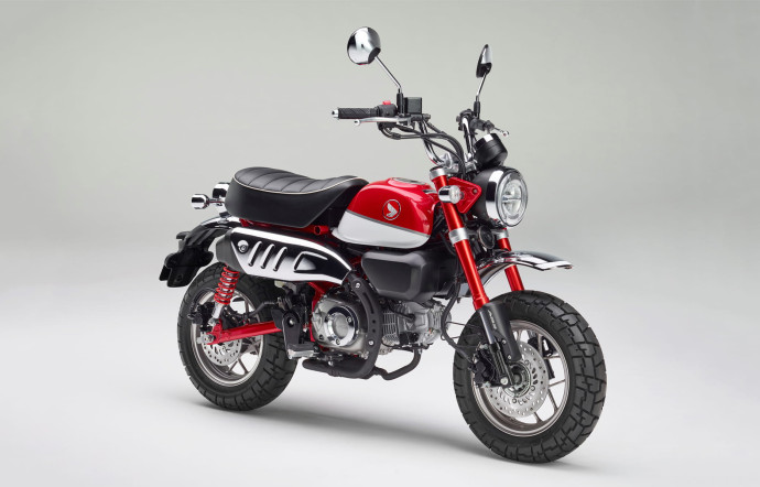 La Honda Monkey sera disponible en trois couleurs : jaune, rouge et noir.