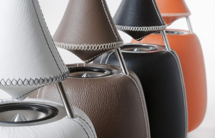 SOEE Soundesign fabrique des enceintes sur-mesure.