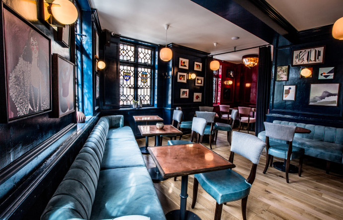 Trois adresses à Londres – Clarette, 44 Blandford Street, Marylebone, tél. +44 20 3019 7750, www.clarettelondon.com.