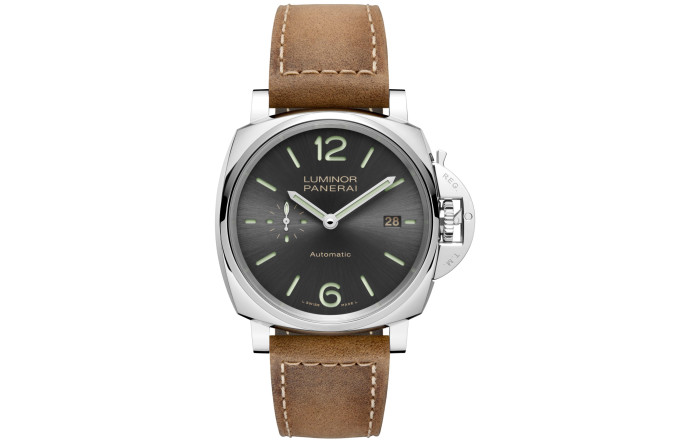 Panerai Luminor Due 3 days Automatic Acciaio, boîtier 42 mm en acier. Prix : 6 200 €.