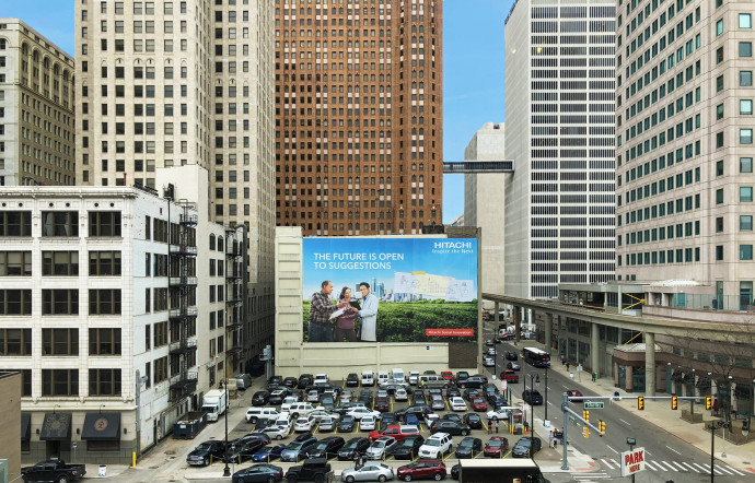 Particularité étonnante : la ville surprend par son nombre incroyable de parkings. 600 000 places sont disponibles, c’est presque autant que le nombre d’habitants.