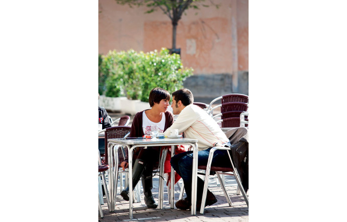 La ville compte de nombreux quartiers authentiques et vivants, à l’instar de Malasaña ou de La Latina, un barrio en plein centre qui regorge de bars et de restaurants.