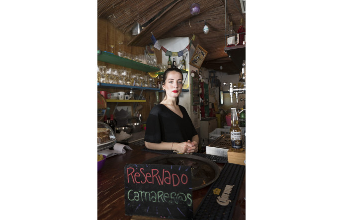 La ville compte de nombreux quartiers authentiques et vivants, à l’instar de Malasaña ou de La Latina, un barrio en plein centre qui regorge de bars et de restaurants.