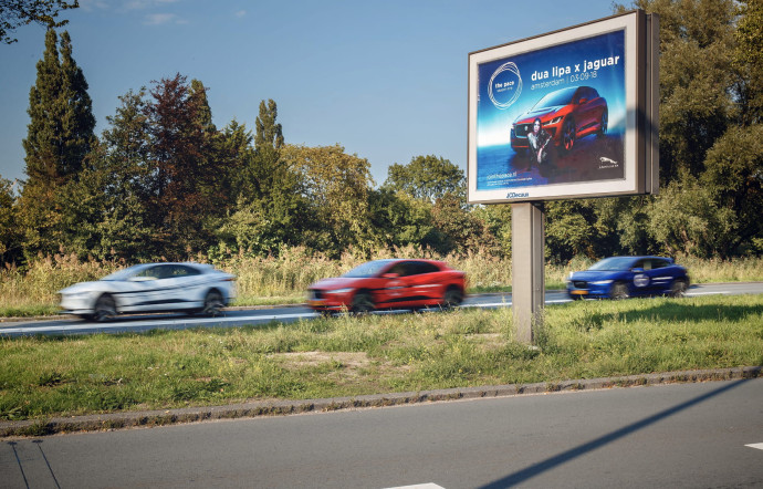 L’événement Dua Lipa x Jaguar s’affichait dans la capitale néerlandaise le 3 septembre.