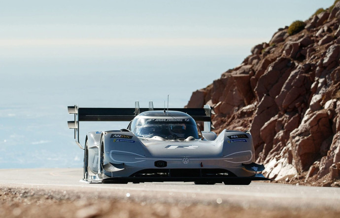 La prochaine édition de Pikes Peak aura lieu le 30 juin 2019. www.ppihc.org