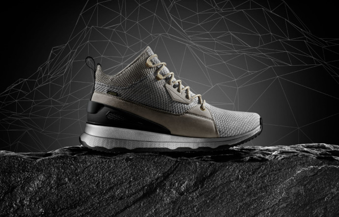 Clarks x Land Rover CLR 52.N, 220 €.