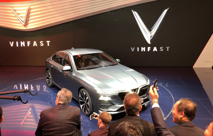 diapo-mondial-auto-paris-2018-vinfast