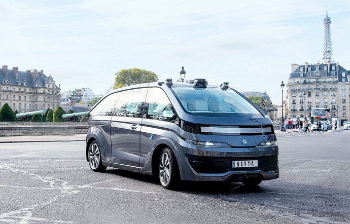 voiture autonome dépourvue de volant, Navya.