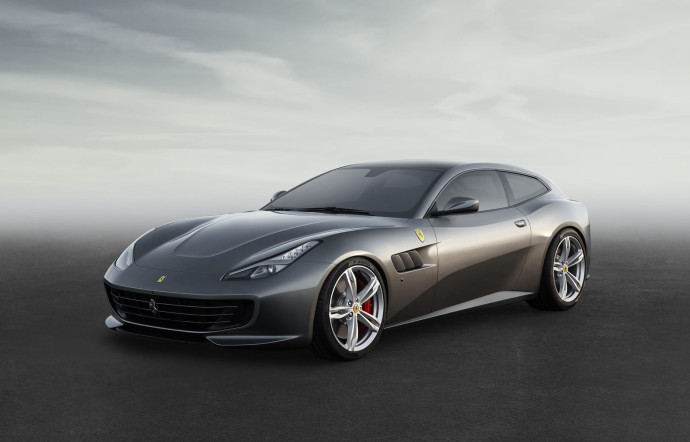 Ferrari GTC4Lusso.