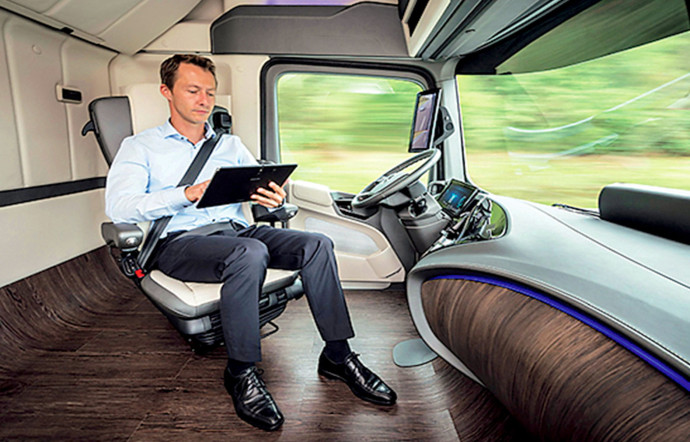 Semi-remorque autonome , Mercedes.