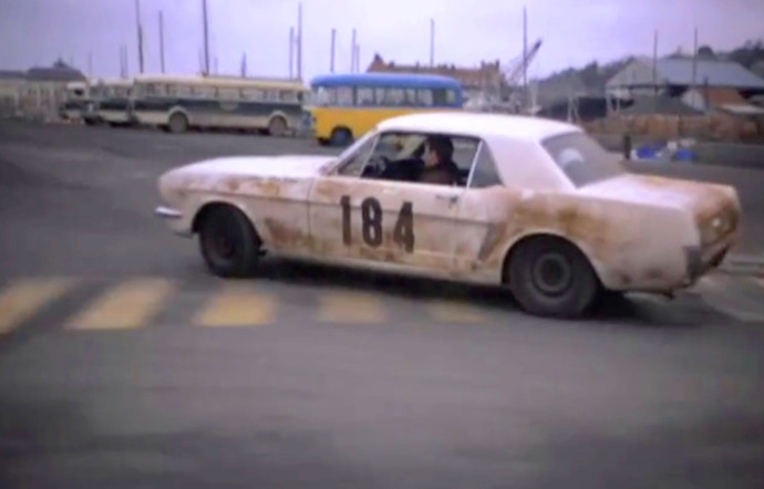 « Un homme et une femme , Ford Mustang.