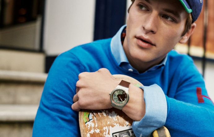 Swatch x Hackett : quand la Sistem51 prend l'accent british