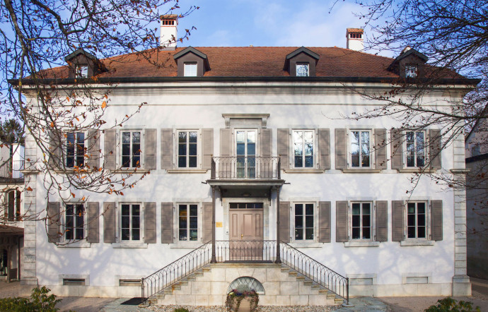 La manufacture Parmigiani.