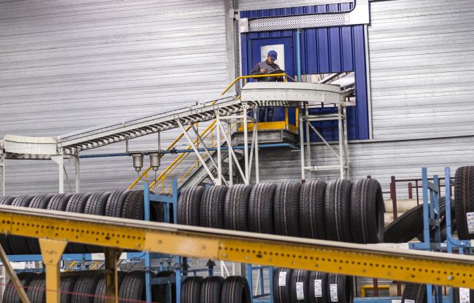 Bridgestone anticipe le boom de la voiture électrique connectée