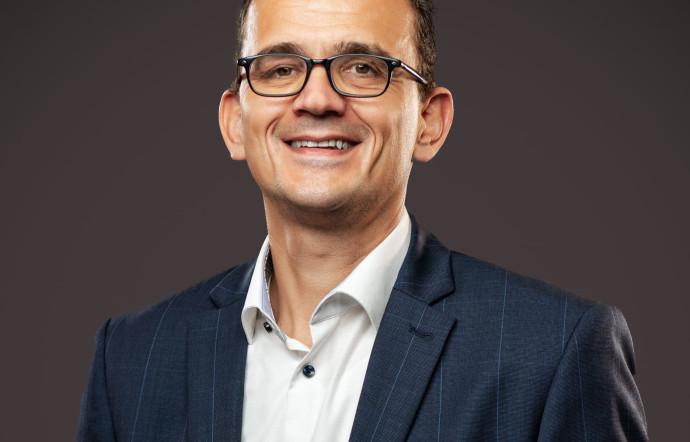 Tom Adams, directeur général de Bridgestone en France et au Benelux.