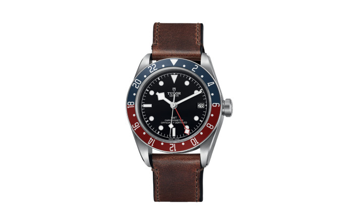 Tudor, 3 350 €.